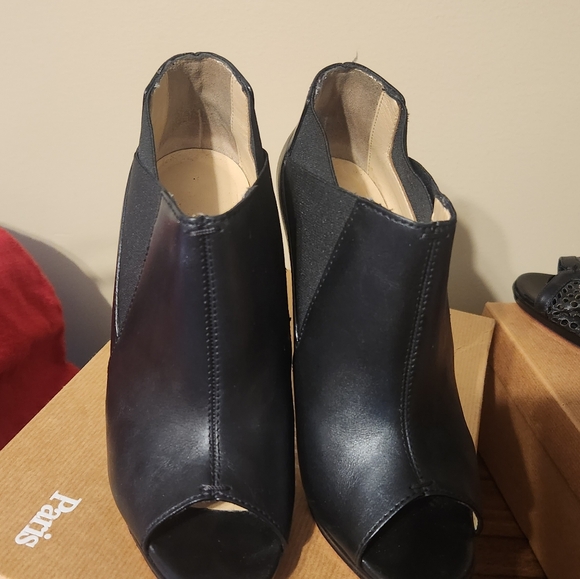 CHRISTIAN LOUBOUTIN - Picture 7 of 9